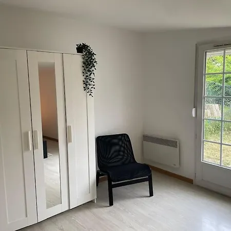 Holiday home Maison Paisible, Elegante Cdg Jo Aulnay-sous-Bois