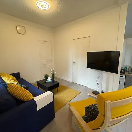 Holiday home Maison Paisible, Elegante Cdg Jo